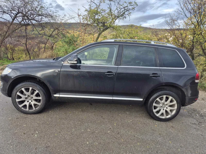 VW Touareg, снимка 12 - Автомобили и джипове - 52358837