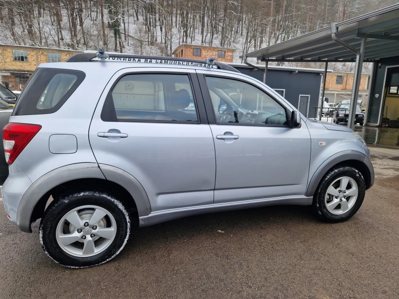 Daihatsu Terios SX, снимка 5 - Автомобили и джипове - 53178010