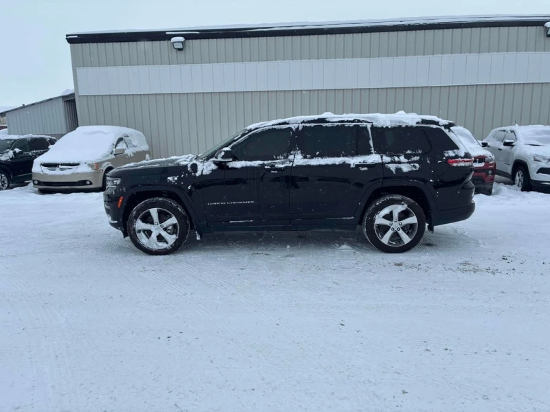 Jeep Grand cherokee 2022 Limited * CARFAX * БЕЗ ПЪРВОНАЧАЛНА ВНОСКА, снимка 3 - Автомобили и джипове - 53201300