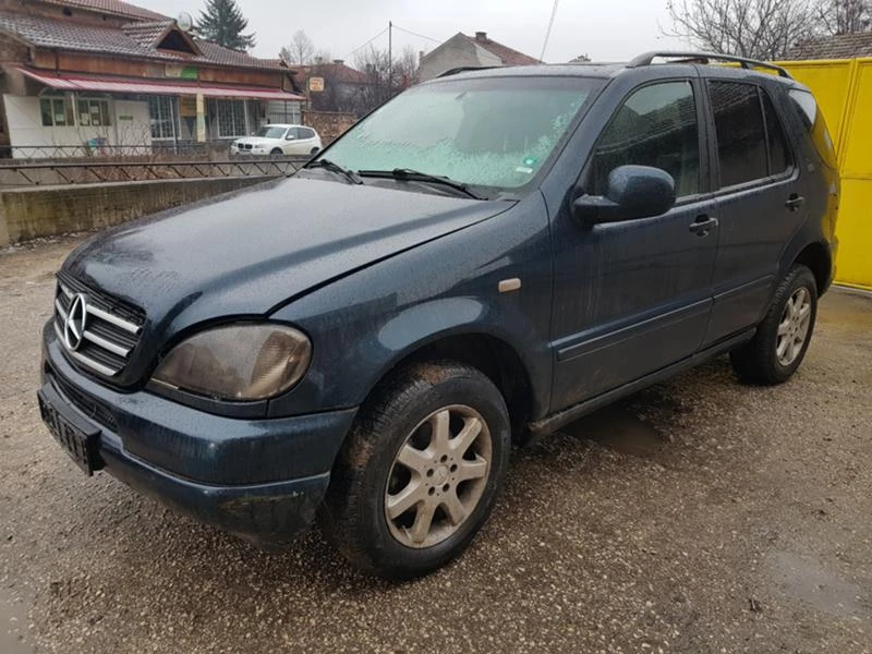 Mercedes-Benz ML 230 2,3i-150ks-ГАЗ БЕНЗИН, снимка 4 - Автомобили и джипове - 47066488