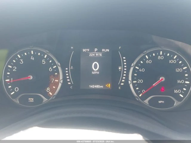 Jeep Renegade LATITUDE FWD - изображение 7