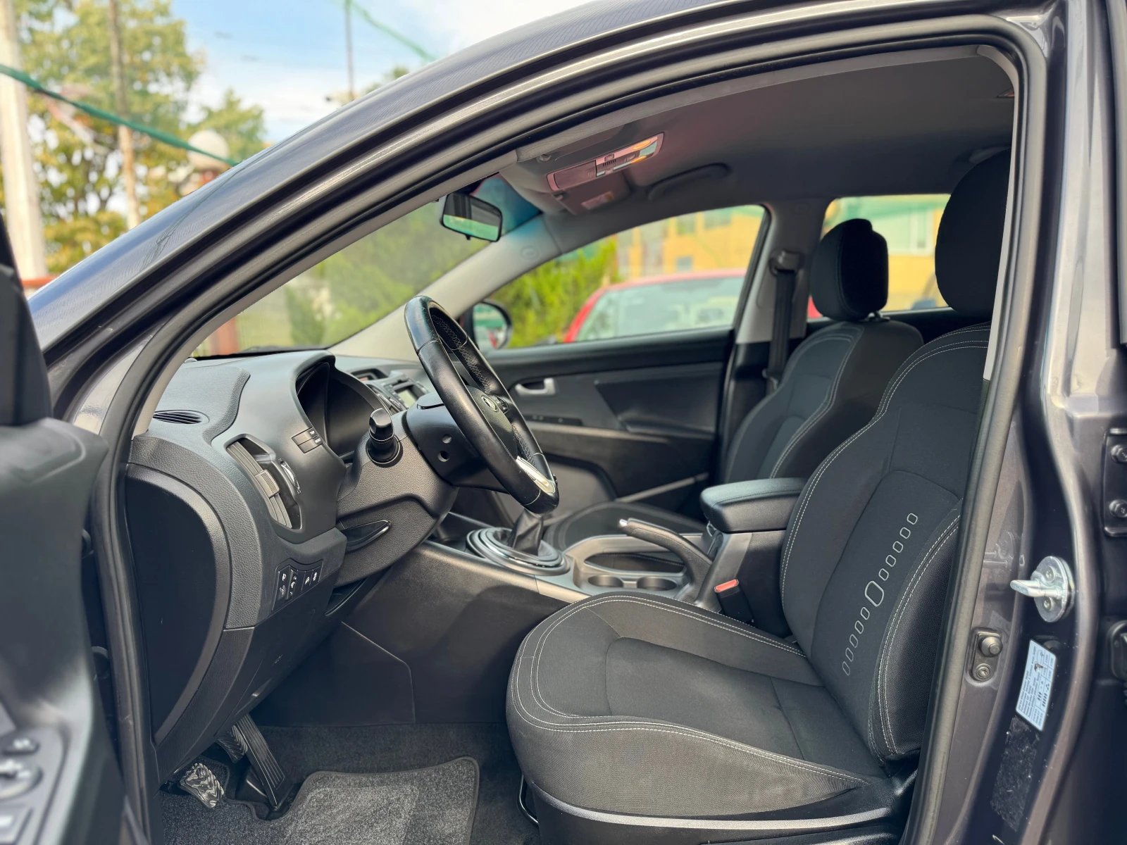 Kia Sportage 1.7d * NAVI* Камера - изображение 8