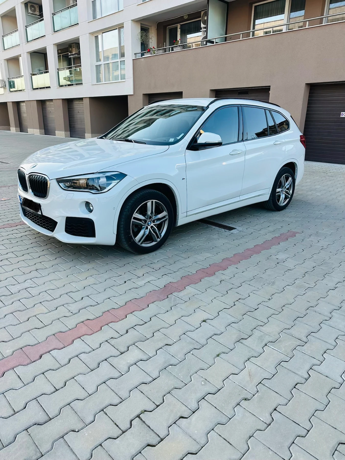 BMW X1 2.0d xDrive , снимка 2 - Автомобили и джипове - 54315134