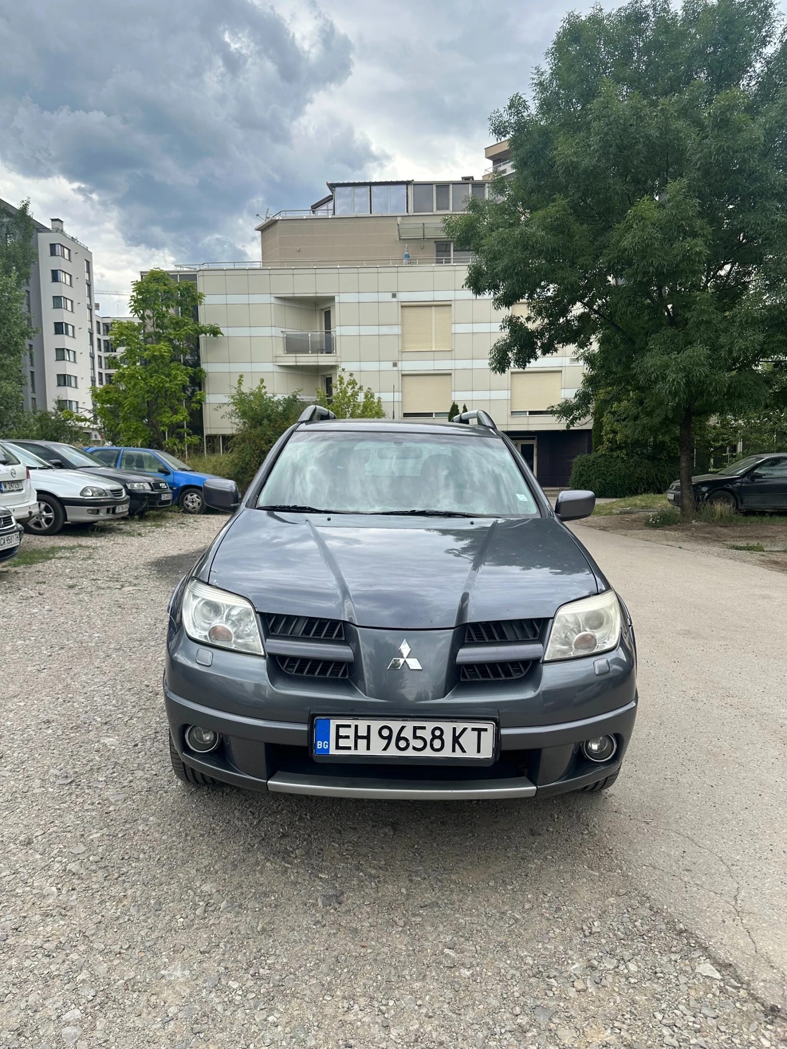 Mitsubishi Outlander
