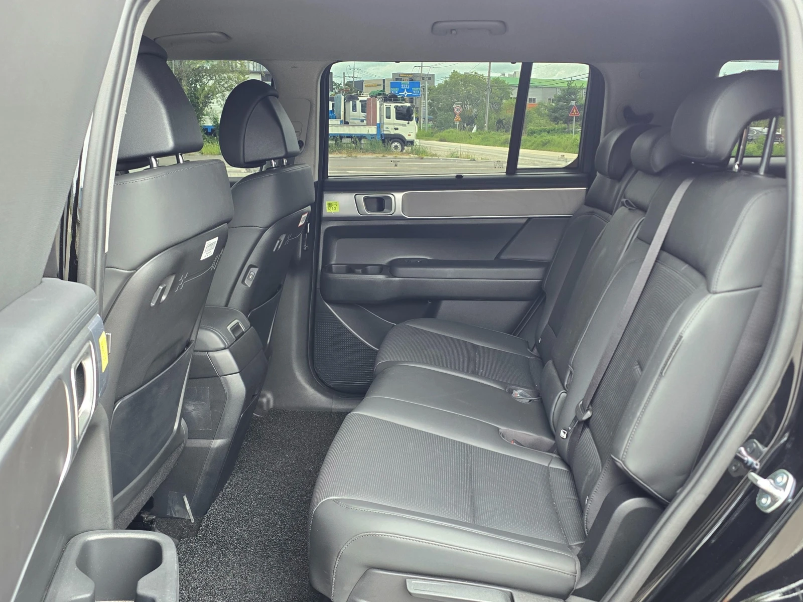 Hyundai Santa fe 1.6 HEV Prestige* BLIND SPOT* HUD* КРАЙНА ЦЕНА, снимка 7 - Автомобили и джипове - 55323763