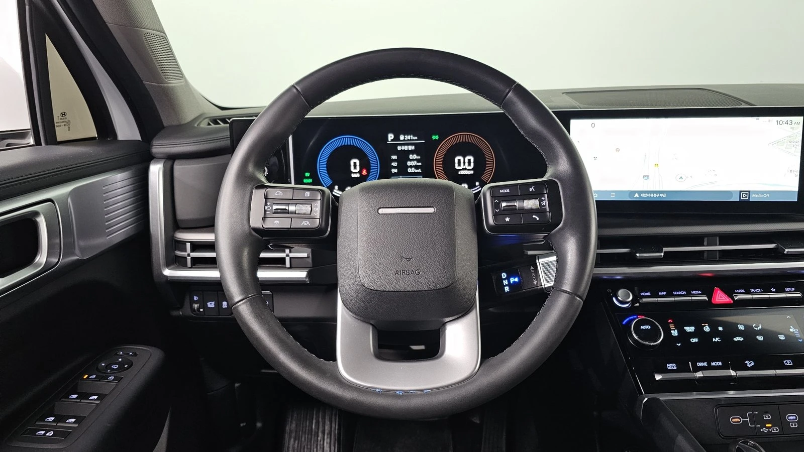 Hyundai Santa fe 1.6 HEV* ЛЮК* KEYLESS* ПОДГРЕВ ВОЛАН* КРАЙНА ЦЕНА, снимка 14 - Автомобили и джипове - 55323763