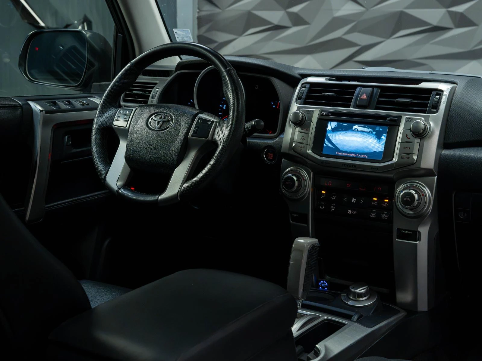 Toyota 4runner OFFROAD* LPG* �������* CAMERA* �������*  | Mobile.bg � ����������� 8