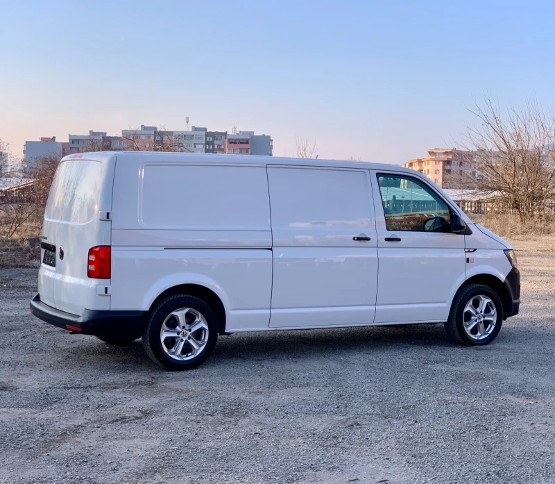 VW Transporter 2019г* EU6* MAXII БАЗА* ДВОЕН КЛИМАТИК* 17 ДЖАНТИ, снимка 7 - Бусове и автобуси - 49332973