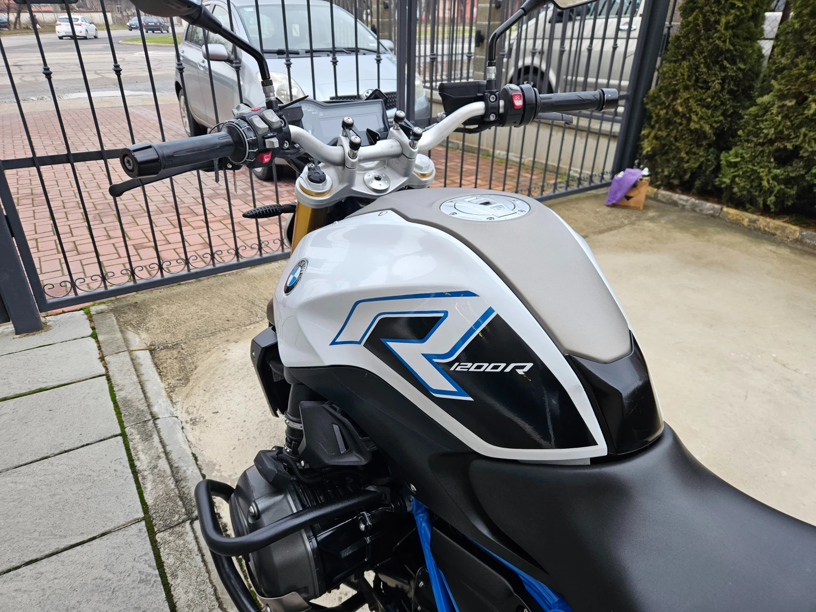 BMW R 1200R, ABS-TCS, Dynamic pack | Mobile.bg   13