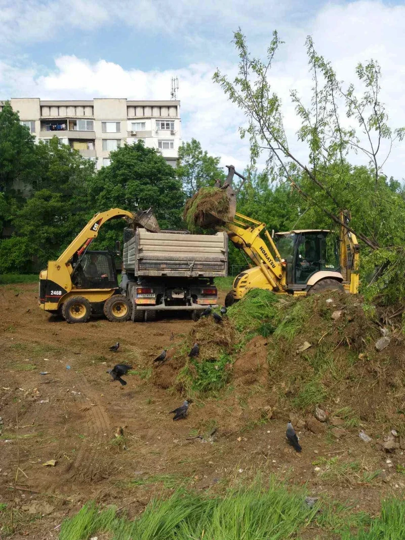 ���� ����� �������� Cat | Mobile.bg � ����������� 4