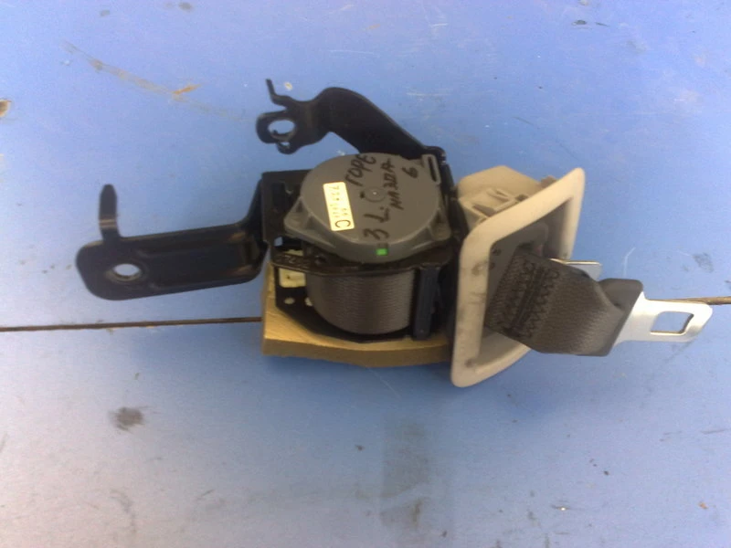 колан предпазен заден ляв за Мазда 6 комби (ч)