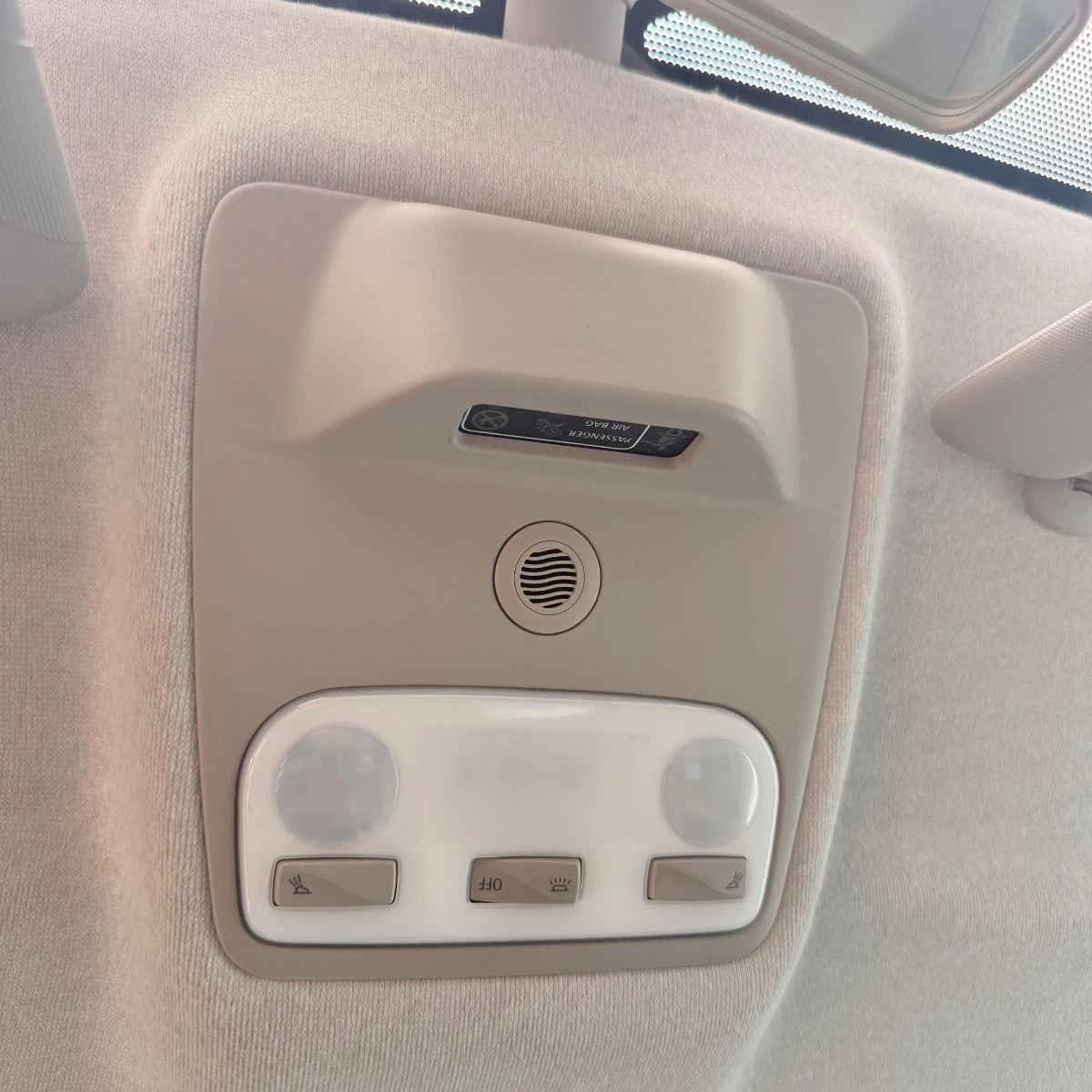 Вътрешен плафон за осветление за Renault Zoe 1692-1692
