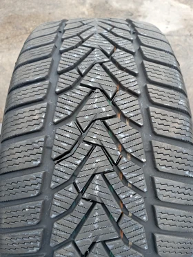 Гуми Зимни 225/45R17, снимка 1