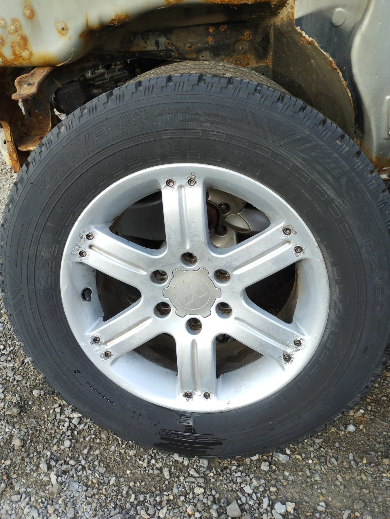    265/60R18  Mitsubishi Pajero | Mobile.bg   3