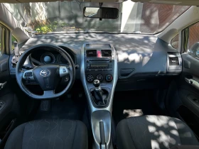 Toyota Auris 1.33 VVT-i  6с.к., снимка 12