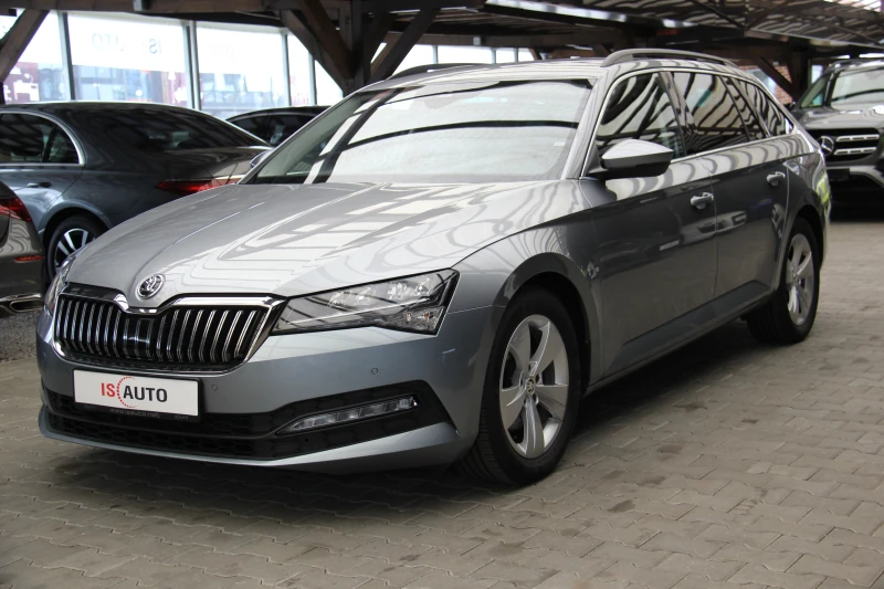 Skoda Superb 2.0TDI/DSG/Подгрев/DCC/Canton, снимка 1 - Автомобили и джипове - 47155421