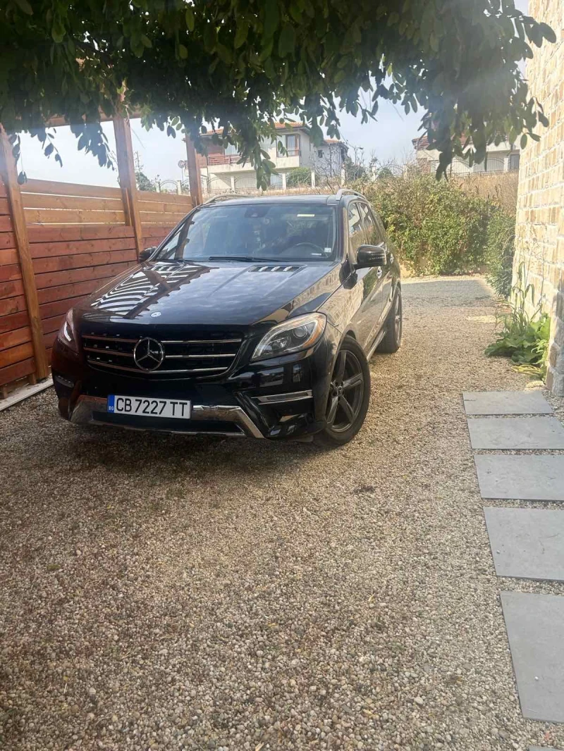 Mercedes-Benz ML 550 * AMG* DESIGNO* LINEASIST* LIZING, снимка 1 - Автомобили и джипове - 48981408