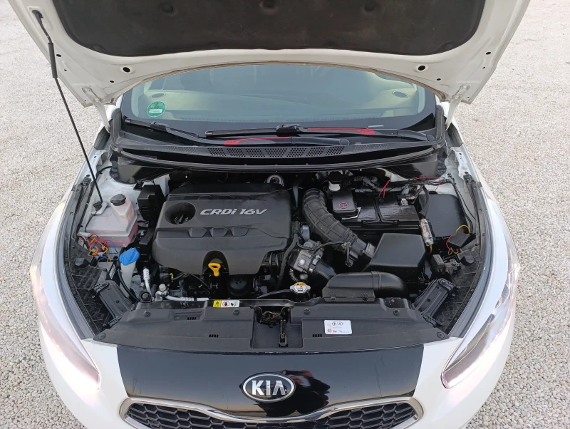 Kia Ceed 1.6CRDI!Navi!Camera!Fusion Edition!!!, снимка 16 - Автомобили и джипове - 49517456