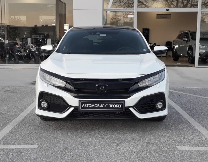Honda Civic 1.6 i-DTEC Executive AT, снимка 3 - Автомобили и джипове - 51755350