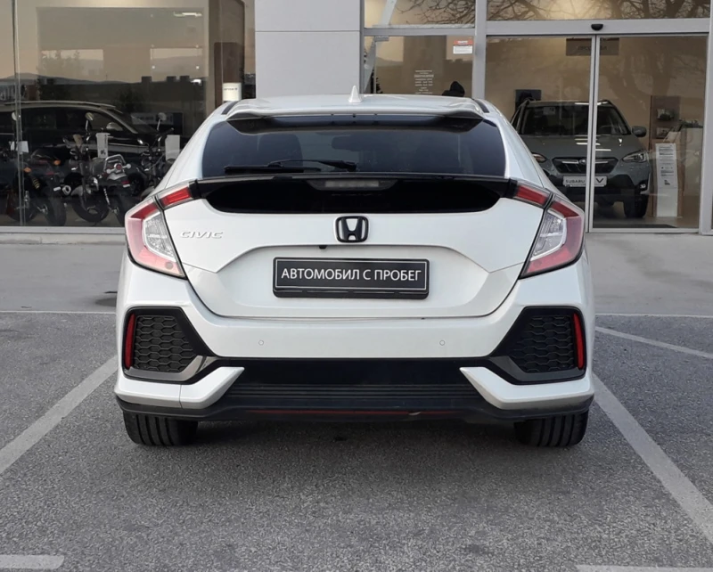 Honda Civic 1.6 i-DTEC Executive AT, снимка 7 - Автомобили и джипове - 51755350