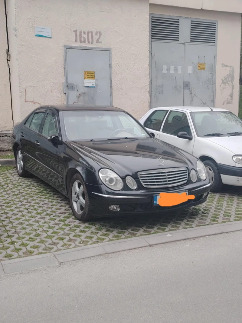 Mercedes-Benz E 240, снимка 2 - Автомобили и джипове - 52795506