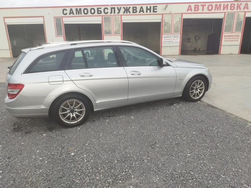Mercedes-Benz C 220, снимка 9 - Автомобили и джипове - 52422002
