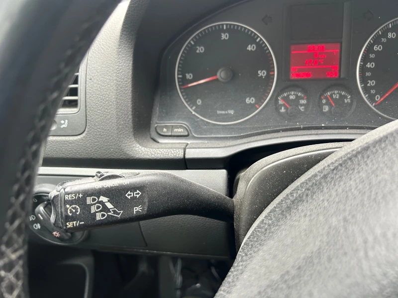 VW Golf 1.9-105к., снимка 10 - Автомобили и джипове - 52558437