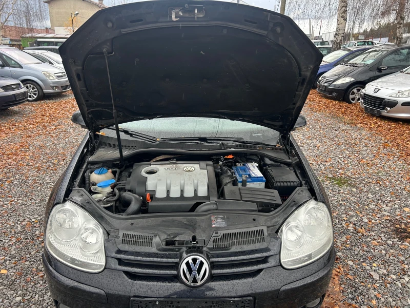 VW Golf 1.9-105к., снимка 4 - Автомобили и джипове - 52558437