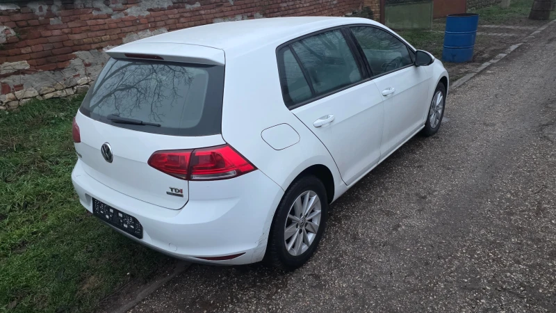 VW Golf 1.6tdi, снимка 6 - Автомобили и джипове - 52997651