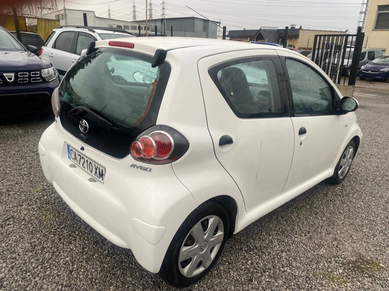 Toyota Aygo 1.0 68ks., снимка 5 - Автомобили и джипове - 53023471