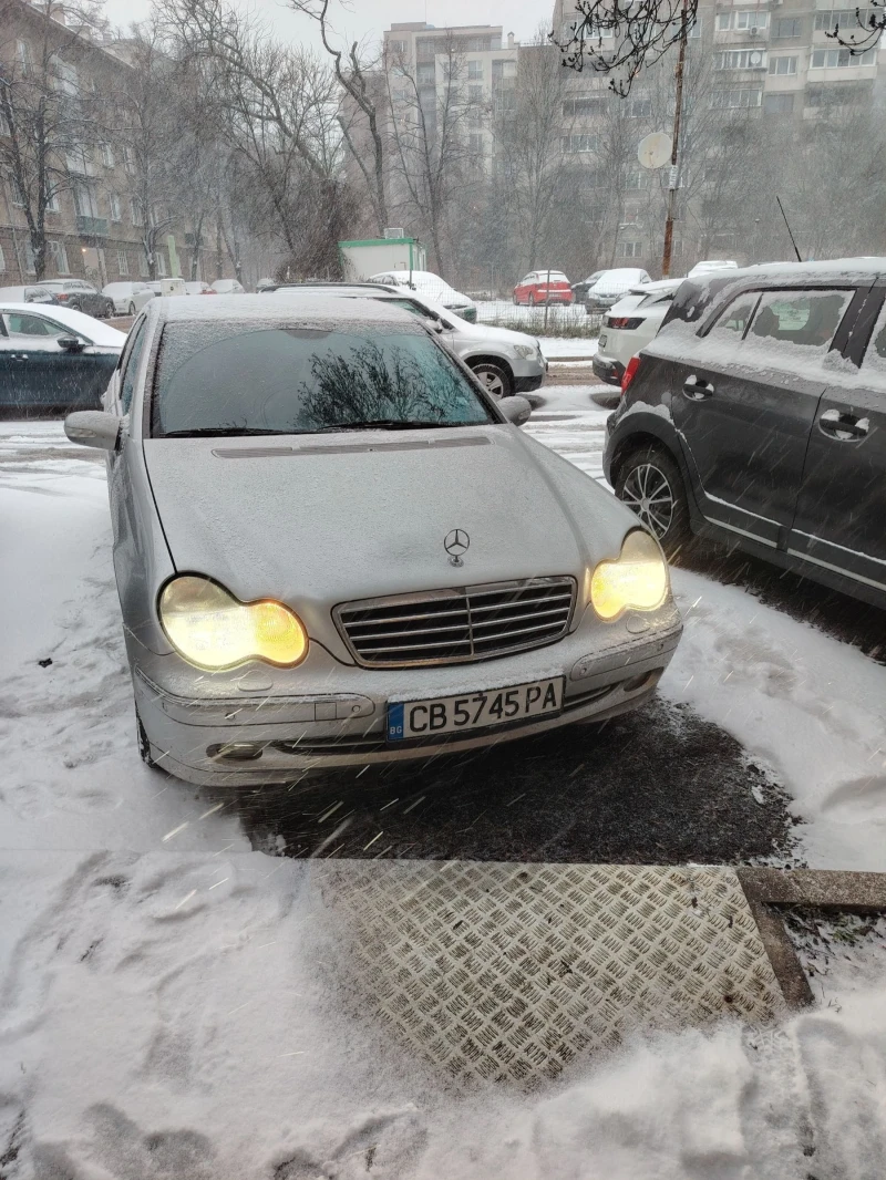 Mercedes-Benz C 200, снимка 9 - Автомобили и джипове - 53067708