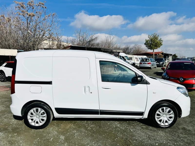 Dacia Dokker 1.5dCi* Navi* Camera* Парктроник* Facelift* Подгре, снимка 6 - Автомобили и джипове - 53264048