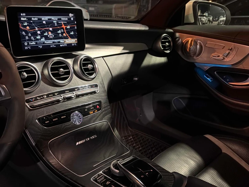 Mercedes-Benz C 63 AMG RWD С РЕГИСТРАЦИЯ & АВТО КРЕДИТ , снимка 11 - Автомобили и джипове - 53381469