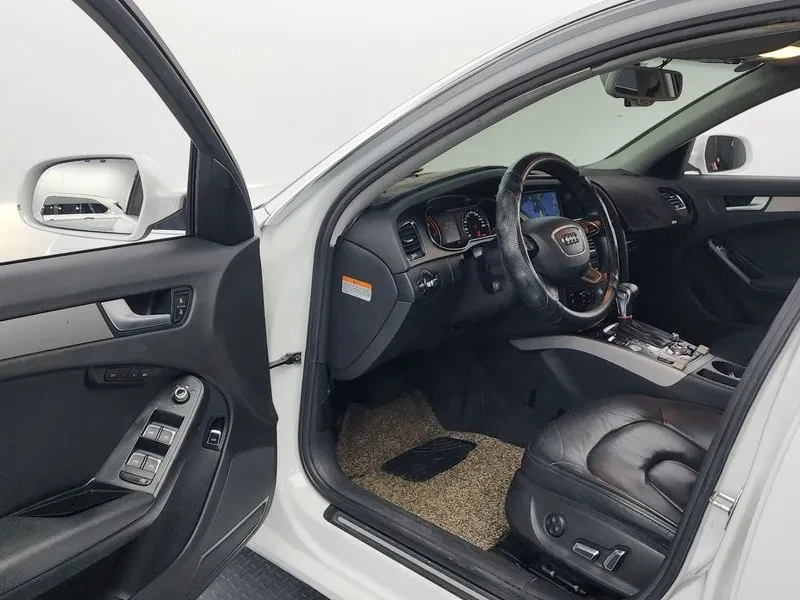 Audi A4, снимка 10 - Автомобили и джипове - 52799228