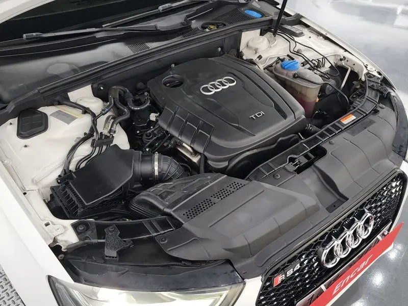 Audi A4, снимка 6 - Автомобили и джипове - 52799228