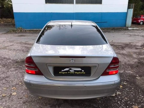 Mercedes-Benz C 200, снимка 4 - Автомобили и джипове - 53067708