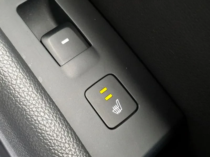Hyundai Sonata 2.0 Lpi Modern, снимка 17 - Автомобили и джипове - 55940869