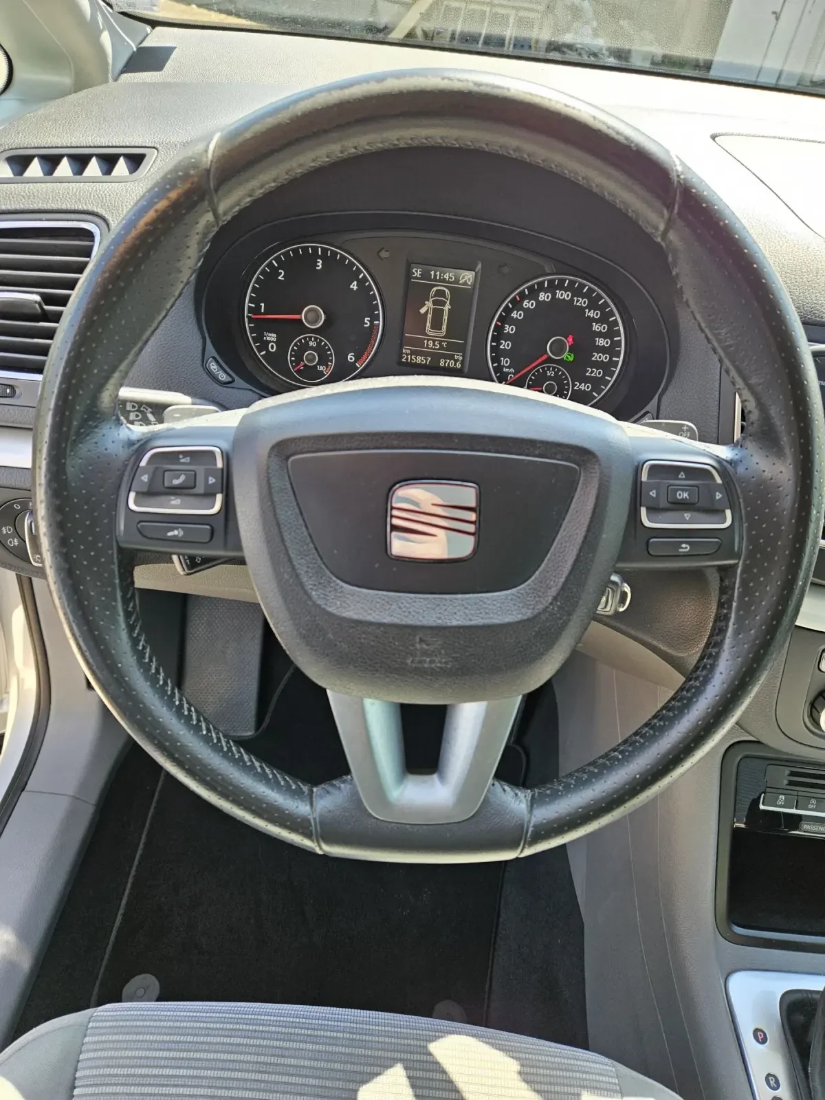 Seat Alhambra 2.0TDI - изображение 7