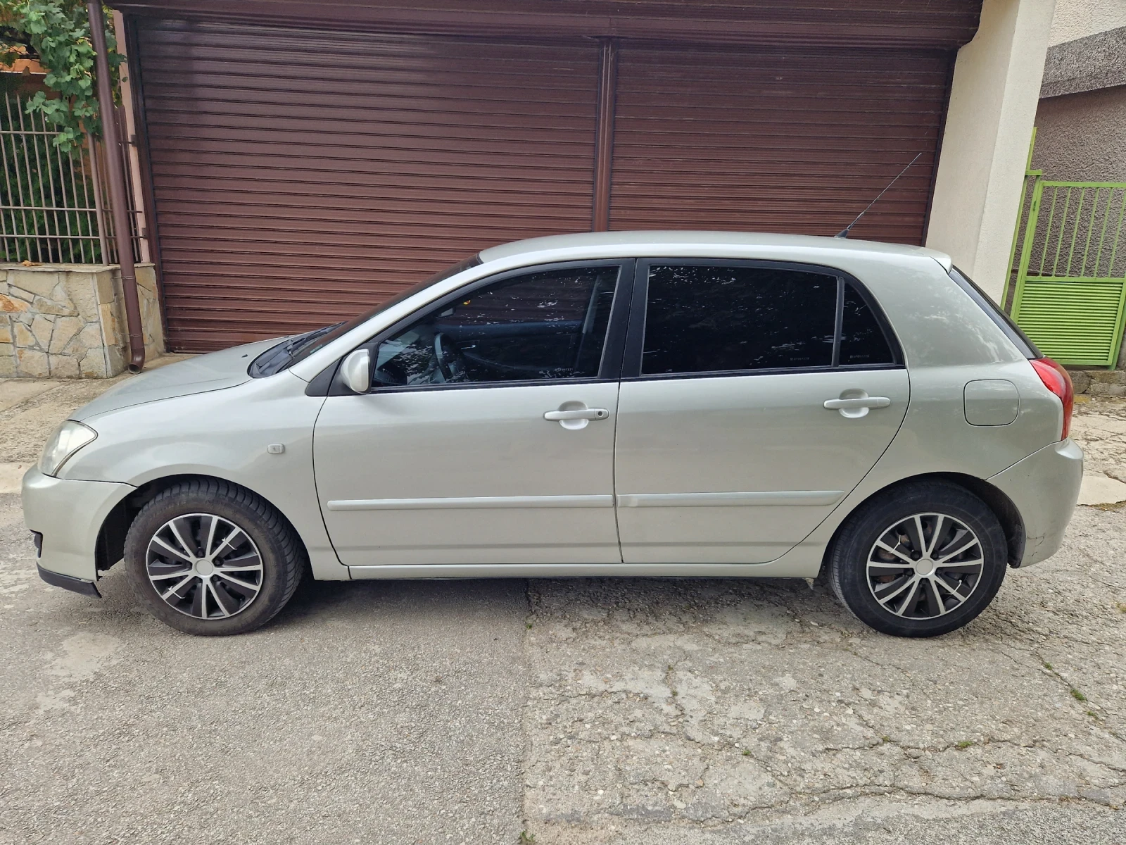 Toyota Corolla  - изображение 2