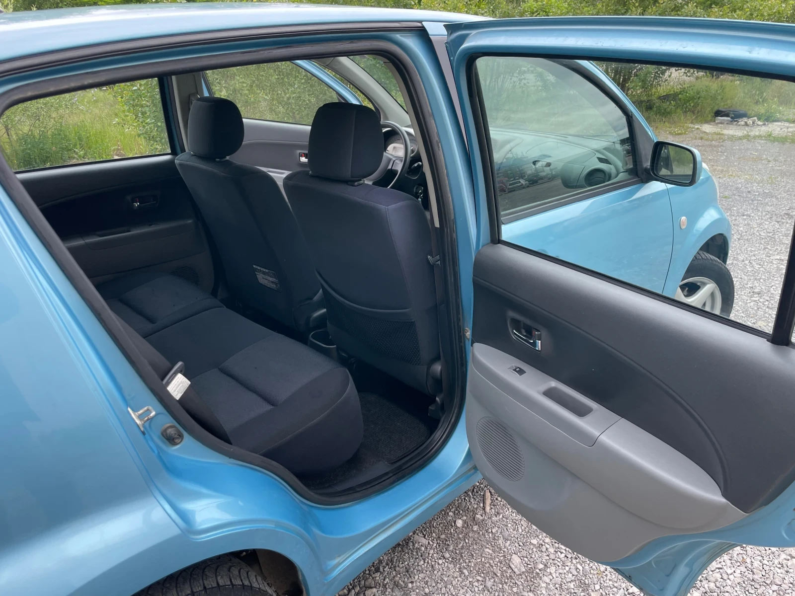 Subaru Justy 1.0i КЛИМАТИК - изображение 10