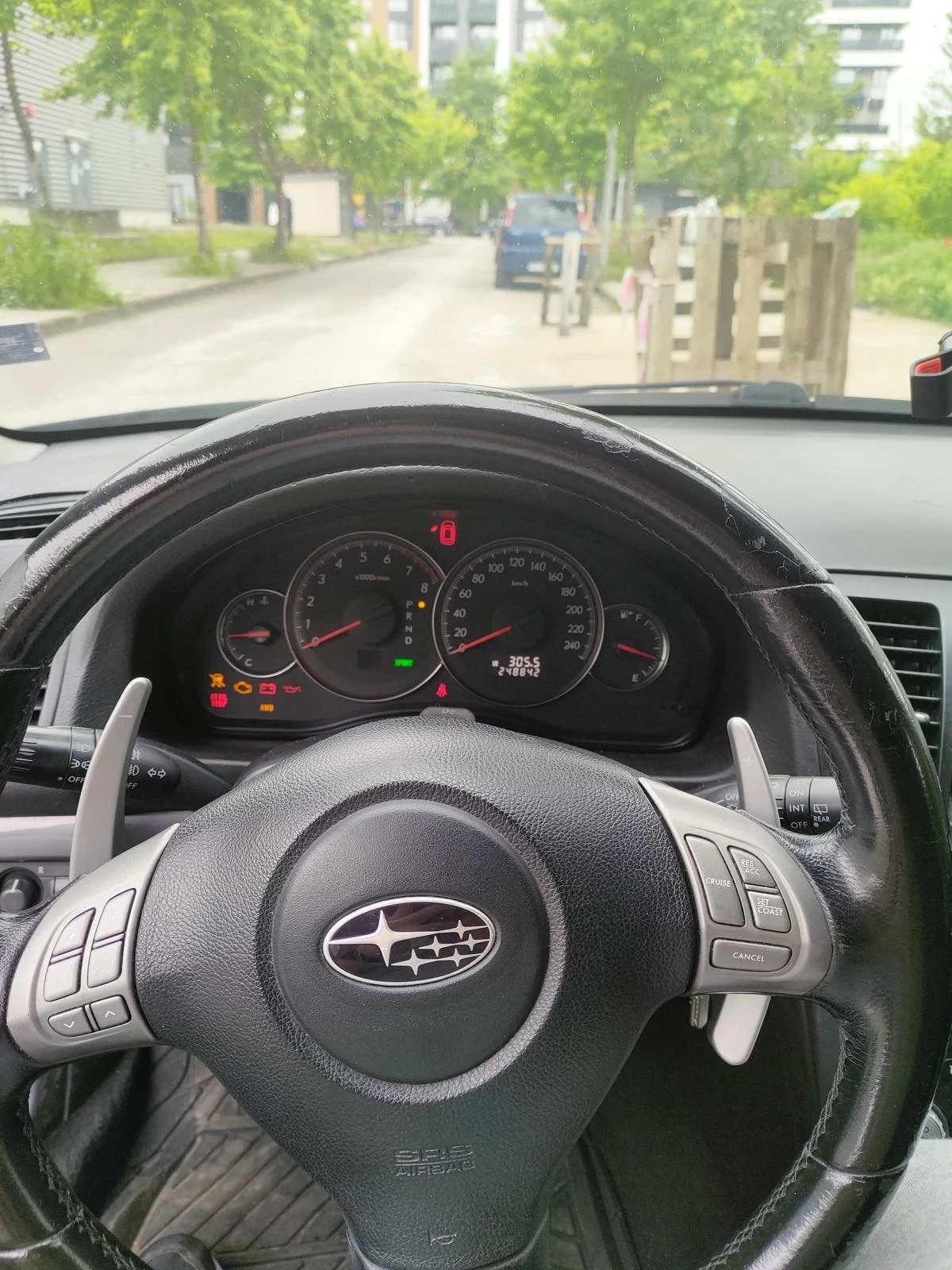 Subaru Outback 2.5 173 к.с. газ/бензин - изображение 8