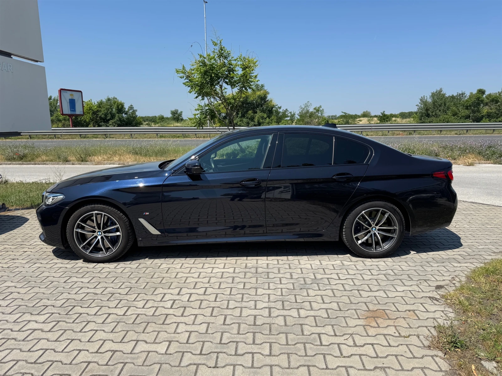 BMW 540 xDrive Sedan - изображение 3