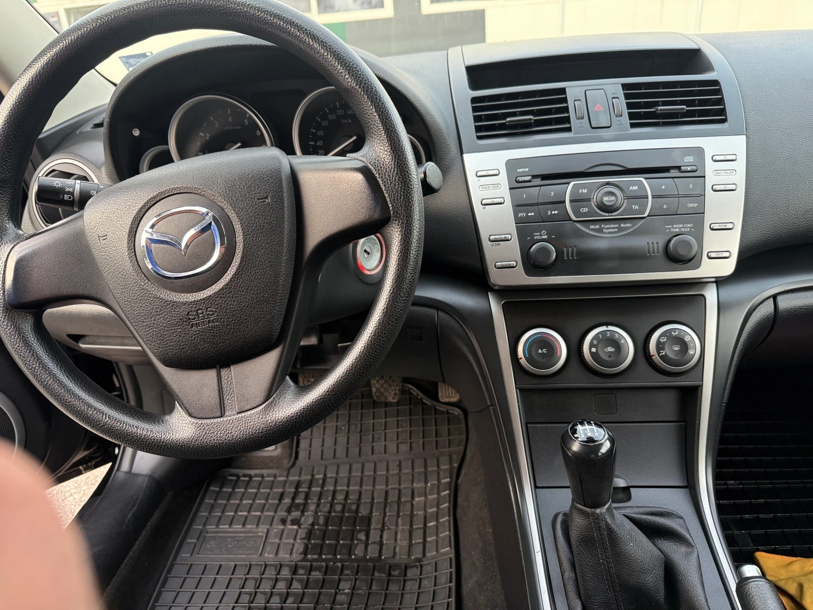 Mazda 6 1.8 бензин - изображение 10