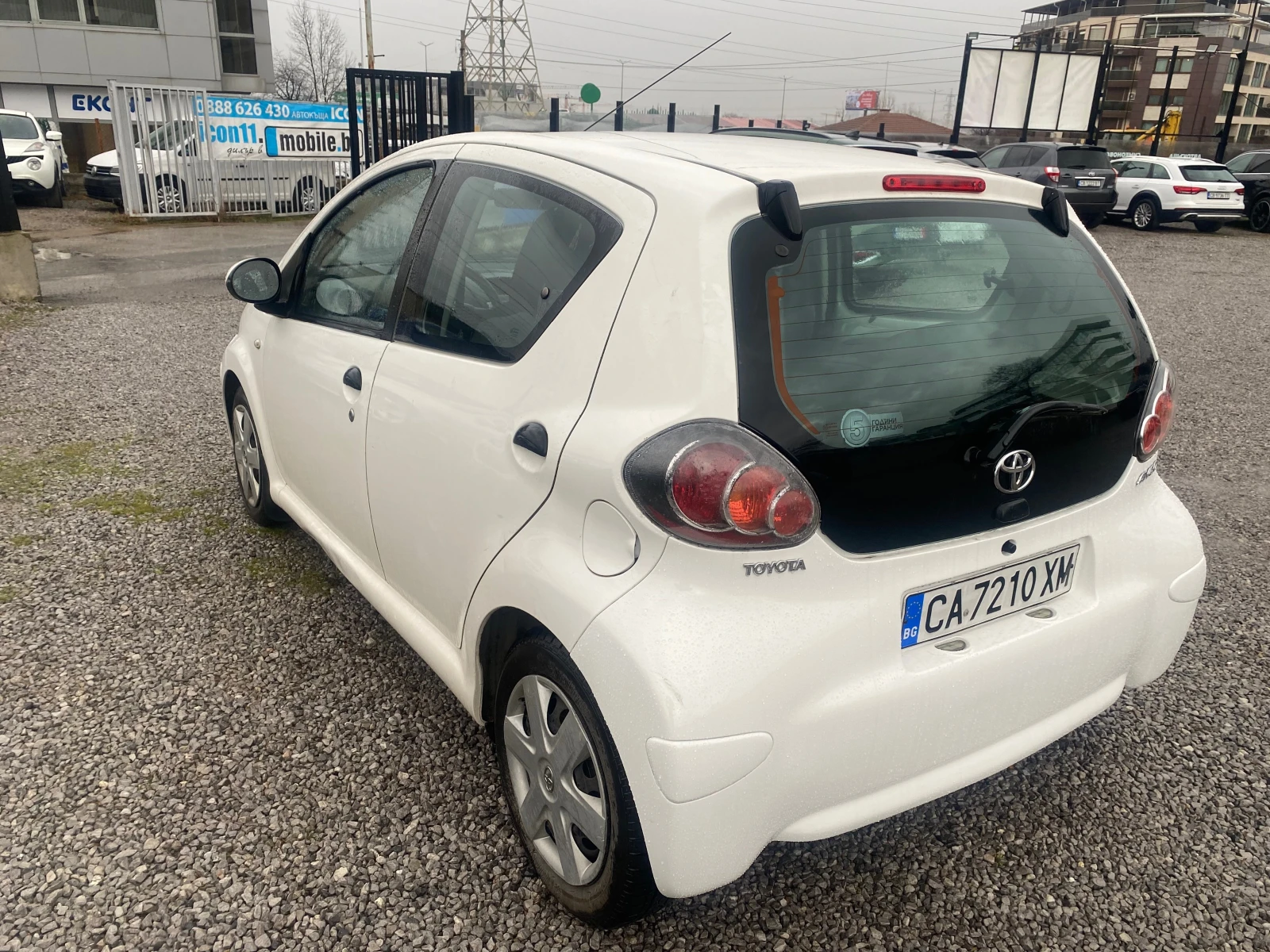 Toyota Aygo 1.0 68ks. - изображение 7