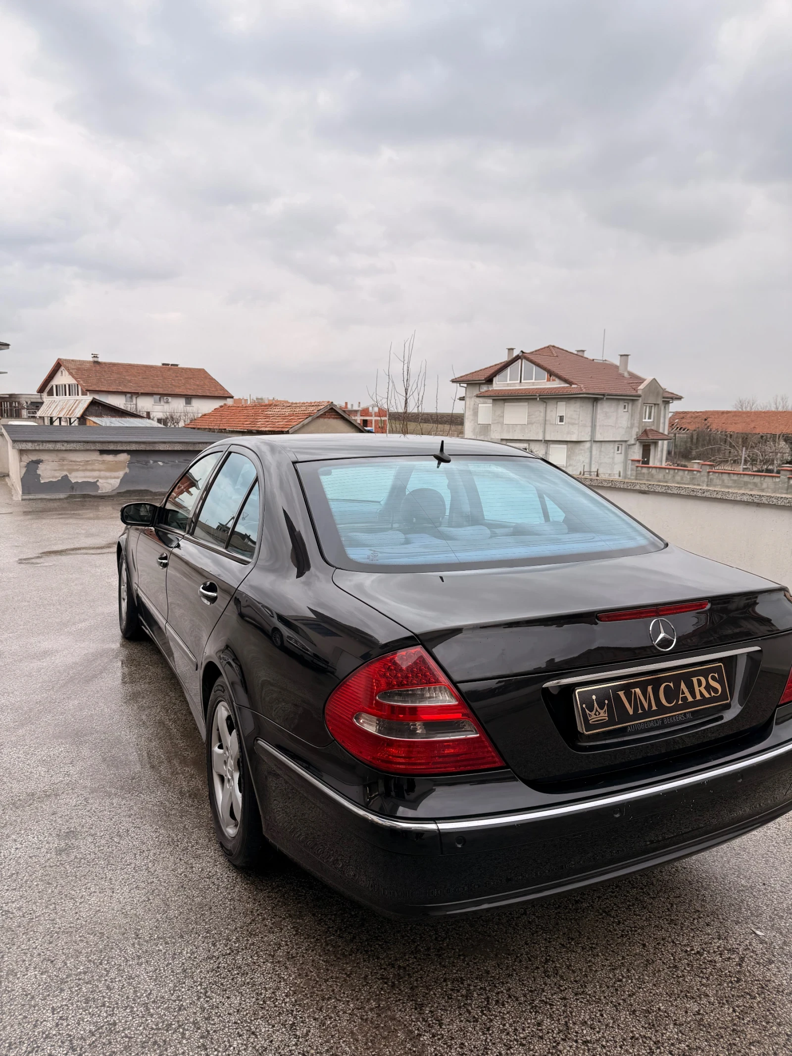 Mercedes-Benz E 270, снимка 4 - Автомобили и джипове - 54152127