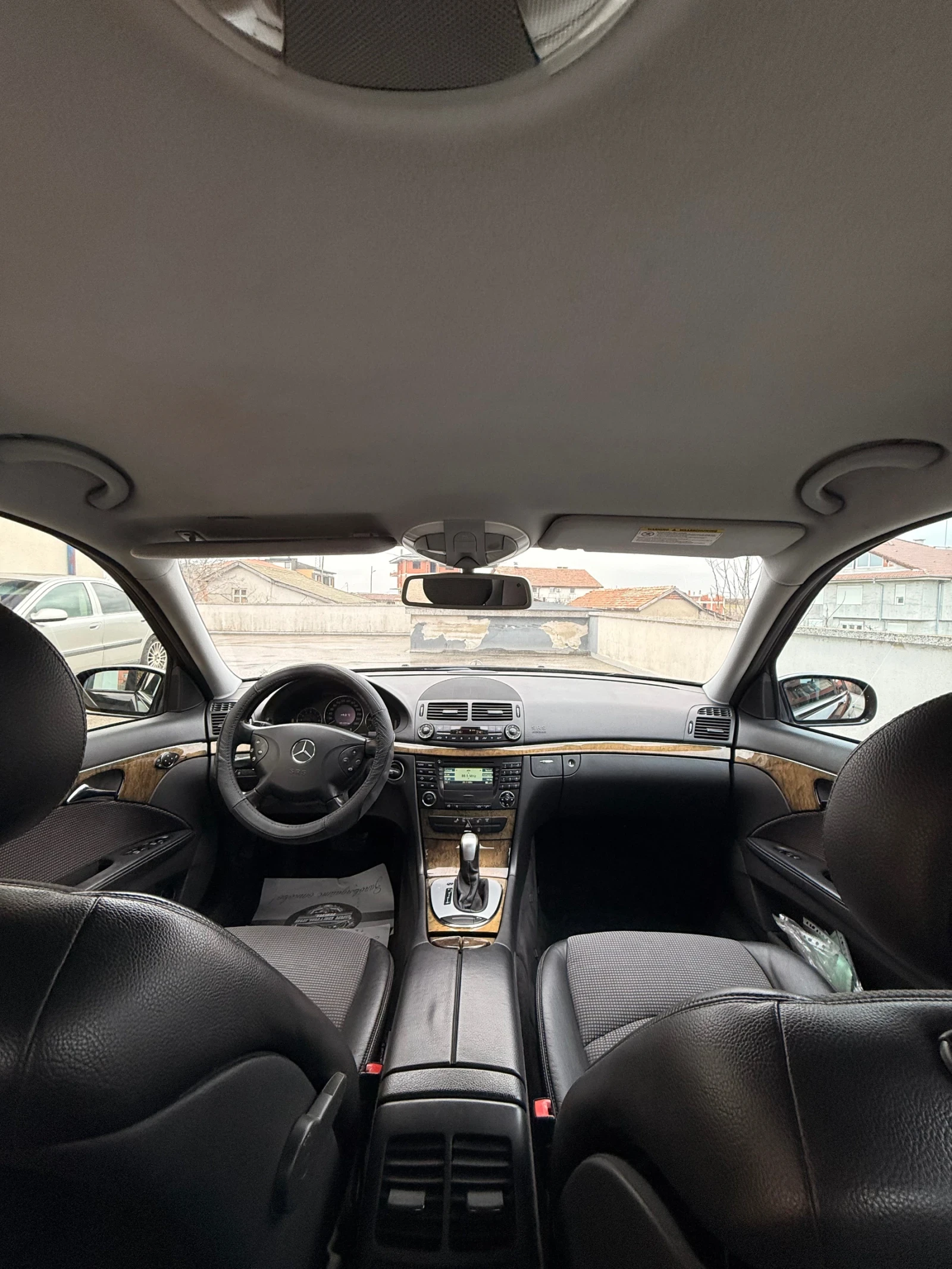 Mercedes-Benz E 270, снимка 8 - Автомобили и джипове - 54152127