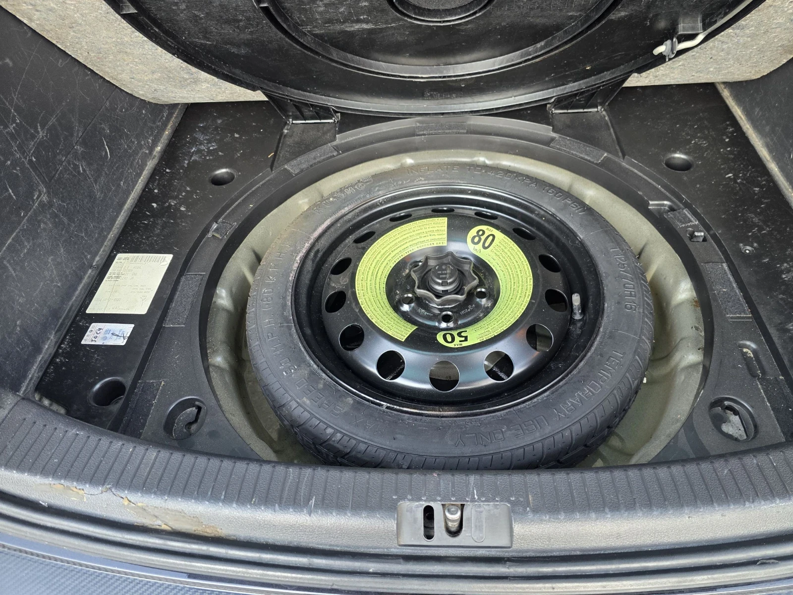 VW Touran 1.9TDI H-LINE , снимка 10 - Автомобили и джипове - 54247784