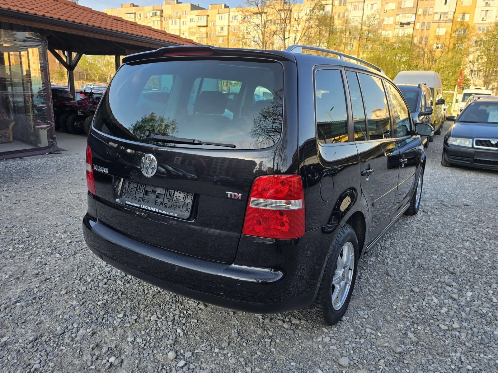 VW Touran 1.9TDI H-LINE , снимка 3 - Автомобили и джипове - 54247784