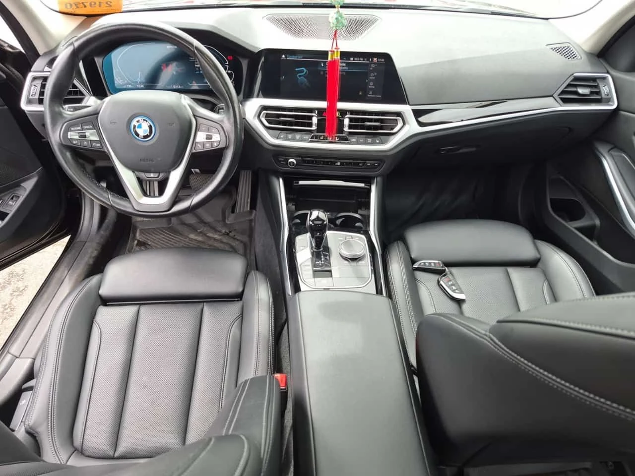 BMW 330 E| PANORAMA| 2 КЛЮЧА| ПАМЕТ| , снимка 8 - Автомобили и джипове - 54501095