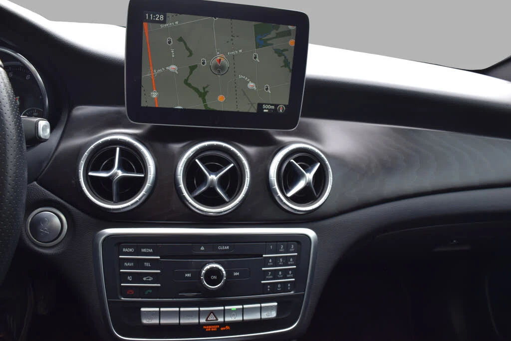 Mercedes-Benz CLA 250 4MATIC, снимка 13 - Автомобили и джипове - 54541143